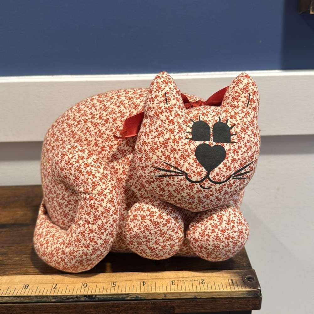 Vintage Fabric Cat Doorstop Stuffed Pillow Kitty Cat Primative Folk Art Hand Sew - Picture 7 of 8